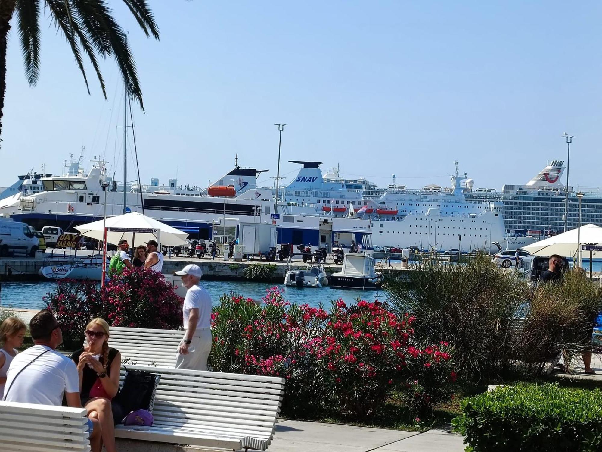 Apartments Stojanac Split Luaran gambar